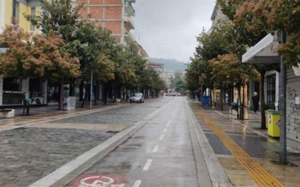 Στο «κόκκινο» από σήμερα Ιωάννινα και Σέρρες - Έρχεται lockdown και στη Θεσσαλονίκη