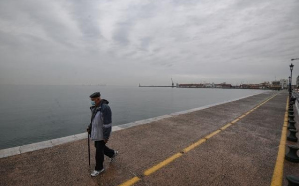 Ώρα μηδέν για τη Βόρεια Ελλάδα: Προς επίταξη 200 ιδιωτικές κλίνες Covid – Κλείνουν σύνορα, ετοιμάζονται τρένα για μεταφορά ασθενών (Βίντεο)