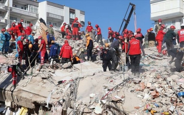 Τουρκία: Στους 92 οι νεκροί από τον μεγάλο σεισμό στο Αιγαίο