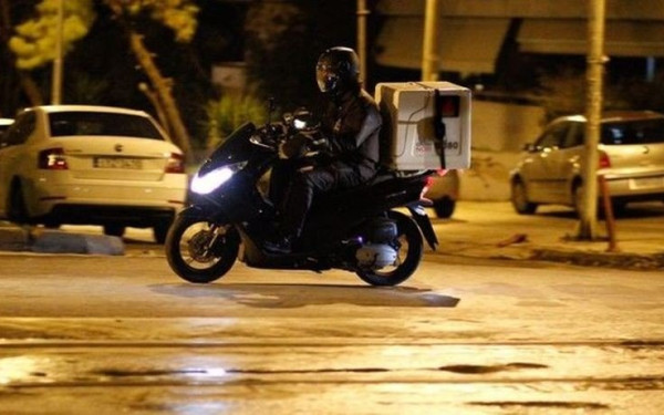 ΣΕΠΕ -εταιρίες ντελίβερι και κούριερ: Οι έλεγχοι, οι παραβάσεις και τα πρόστιμα σε αριθμούς