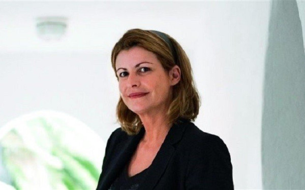 Την παραίτηση της Αλεξίας Έβερτ ζήτησε ο Κώστας Μπακογιάννης 