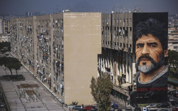 Η Νάπολι κλαίει για τον "θεό" της (βίντεο)