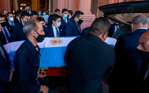 Το τελευταίο «αντίο» στον Ντιέγκο Μαραντόνα (βίντεο)