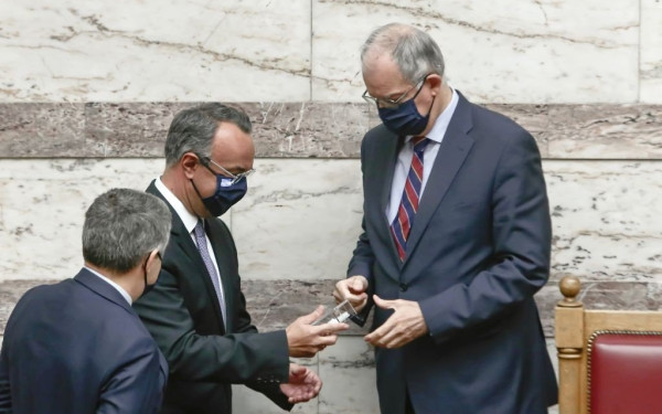 Προυπολογισμός: Τι προβλέπει για πληθωρισμό, ανάπτυξη, ανεργία - Το «μαξιλαράκι» για μέτρα στήριξης