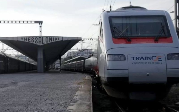 Σχέδιο για μεταφορά ασθενών Covid-19 με τρένα από τη Θεσσαλονίκη στην Αθήνα