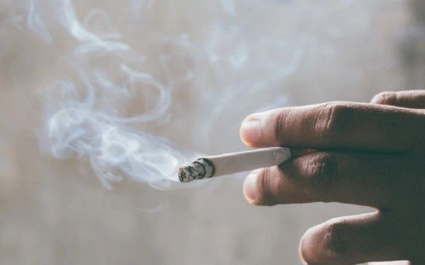 Σφίγγει ο κλοιός για τους εξωτερικούς χώρους στην εστίαση