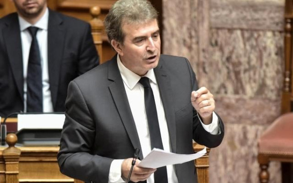 Χρυσοχοΐδης: Διαψεύδει τα περί κόντρας με την Ειρήνη Αγαπηδάκη 