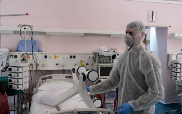 Οι έφηβοι με Covid-19 έχουν τριπλάσια πιθανότητα να χρειαστούν νοσηλεία από εκείνους με γρίπη - Ένας στους τρεις εισάγεται σε ΜΕΘ