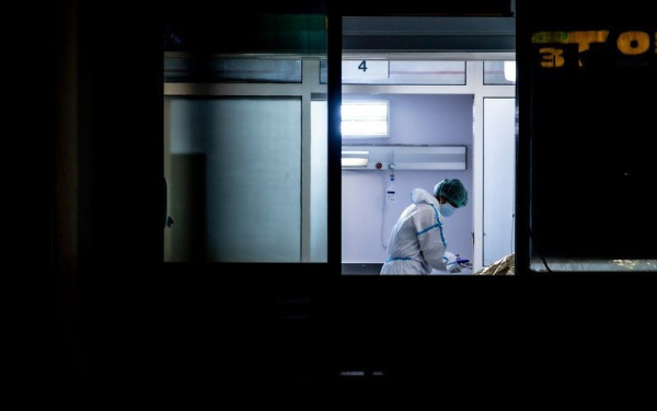 «Αναιμική» μείωση στα νέα κρούσματα κορονοϊού το τελευταίο 24ωρο-Ανακοινώθηκαν 816 νέα περιστατικά