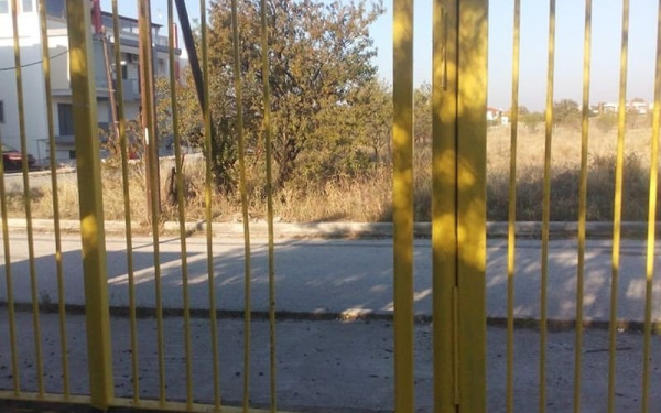 Θεσσαλονίκη: Λήστεψαν και προκάλεσαν φθορές σε σχολεία στη Θέρμη - 11.000 ευρώ η λεία των δραστών