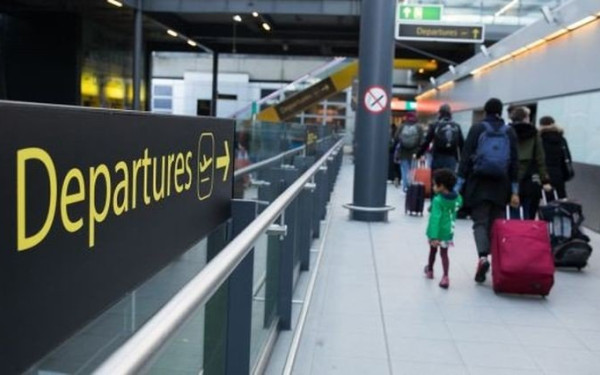 Kορονοϊός-Μετάλλαξη: Το Ηνωμένο Βασίλειο αποκομμένο από το μεγαλύτερο μέρος της Ευρώπης