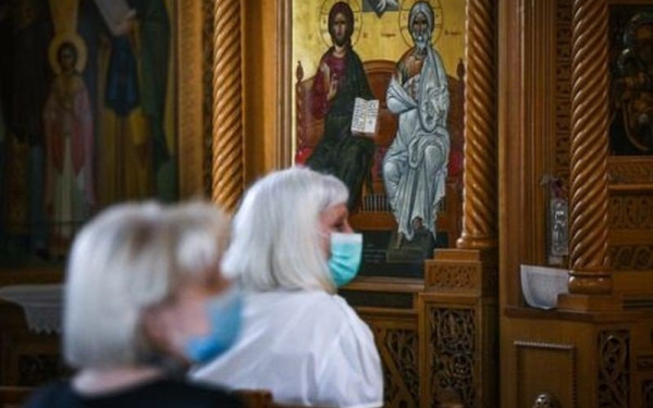 Ανυπακοή της Ιεράς Συνόδου: Να ανοίξουν οι εκκλησίες τα Θεοφάνεια