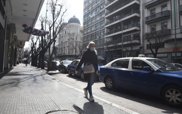 Κορονοϊός: Προ των πυλών έκτακτα μέτρα - "Κόκκινες περιοχές" Θεσσαλονίκη, Πάτρα και Αττική