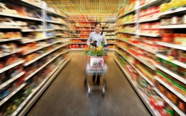 Νέα εκτόξευση σε προϊόντα διατροφής και ενέργεια λόγω Ουκρανίας (βίντεο)