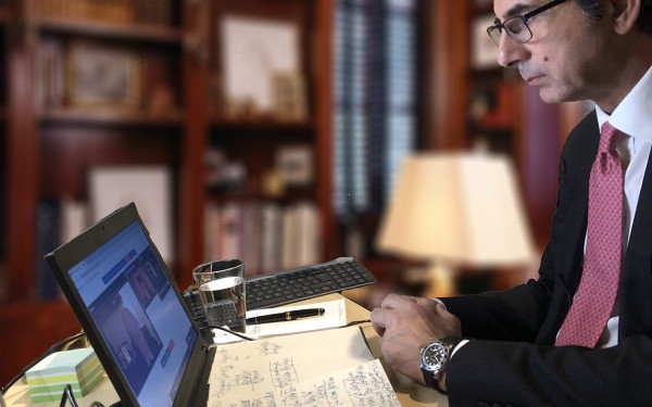 «Μουδιασμένοι» και εκνευρισμένοι οι βουλευτές της ΝΔ από το αλαλούμ