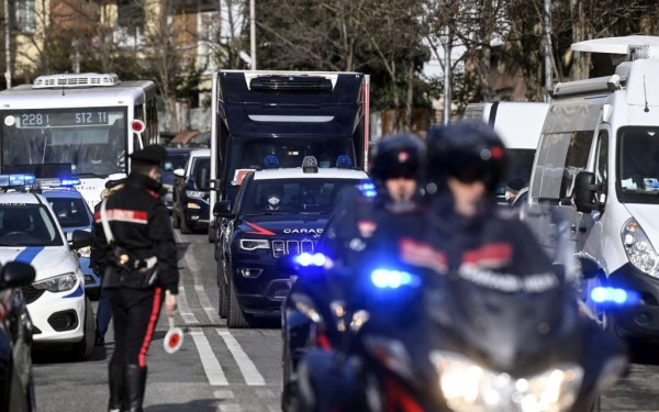 Η Ευρώπη κατακλύστηκε από εμβόλια (φωτ.)