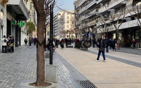 Σταθερά τα νούμερα της Θεσσαλονίκης - «Κατακόκκινη» η Αττική με 533 κρούσματα