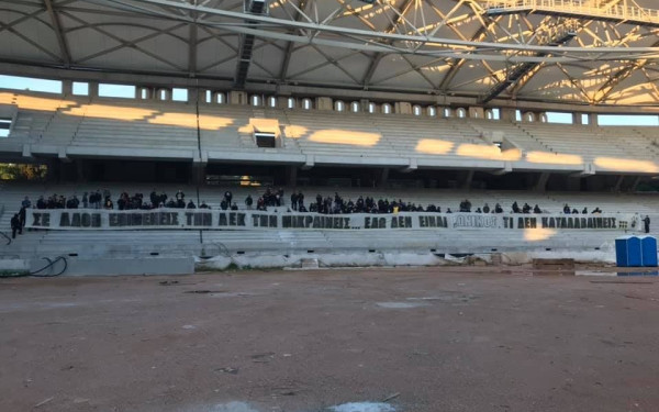 ΑΕΚ: Πανό της Original εναντίον του Μελισσανίδη στην "Αγια-Σοφιά"