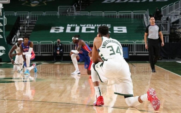 Αντετοκούνμπο: "Δεν θέλω τα παιδιά μου να μεγαλώσουν σε αυτήν την Αμερική" (βίντεο)