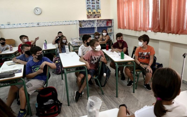 Ν. Κεραμέως: Με κλιμακωτό ωράριο οι μαθητές στα δημοτικά σχολεία από Δευτέρα (Βίντεο)