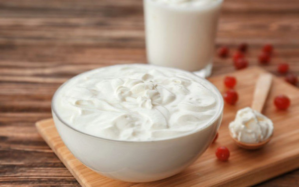 ΕΦΕΤ: Bγάζει από τα ράφια μη ασφαλές στραγγιστό γιαούρτι