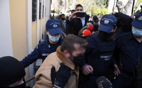 "Ήταν βιασμός, με απειλούσε πως θα με σκοτώσει αν μιλήσω" καταγγέλλει η 20χρονη αθλήτρια ιστιοπλοΐας