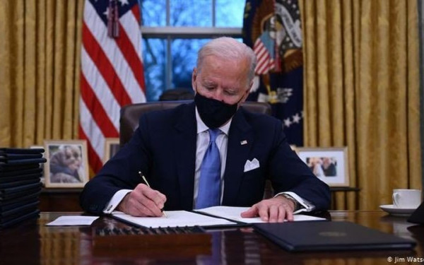 Ο Λ. Οίκος επιβεβαιώνει ότι ο Μπάιντεν σκοπεύει να κλείσει το Γκουαντάναμο