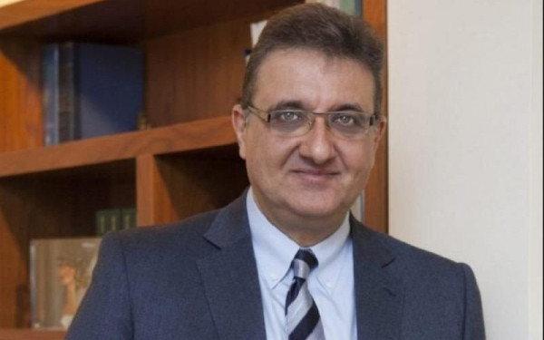 Εξαδάκτυλος: Η Covid-19 δεν θα είναι ποτέ ξανά αυτό που ήταν