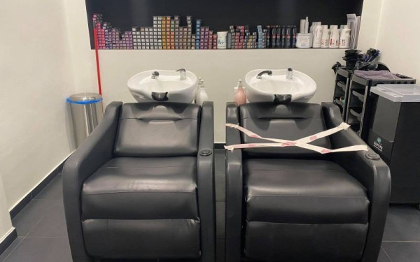 Θεσσαλονίκη: Το Κοινωνικό Κομμωτήριο ψάχνει κομμωτές