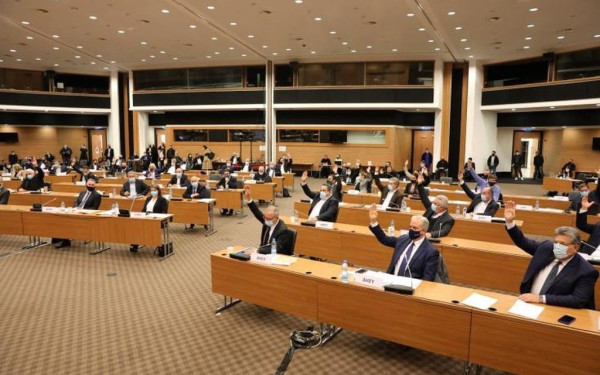 Επανήλθε η «ηρεμία» στην Κύπρο-Ψηφίστηκε ο αναθεωρημένος προϋπολογισμός