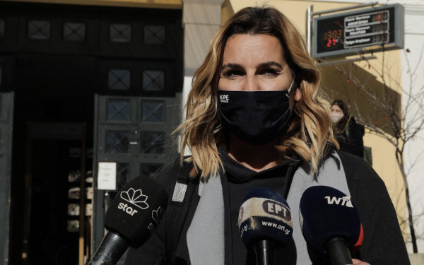 Η Σοφία Μπεκατώρου προτρέπει "να μην φοβόμαστε" (βίντεο)