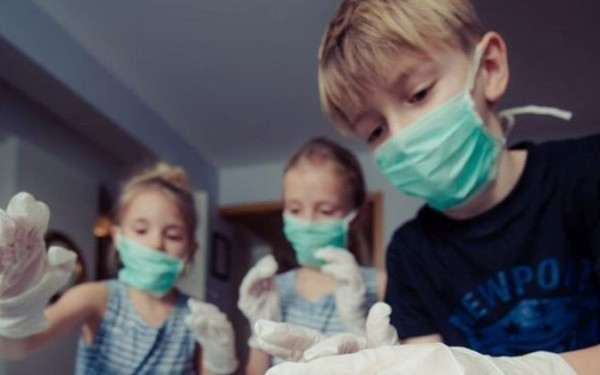 Ένα στα τέσσερα παιδιά με Covid-19 θα εμφανίσουν μακρόχρονα συμπτώματα Ένα στα τέσσερα παιδιά με Covid-19 θα εμφανίσουν μακρόχρονα συμπτώματα