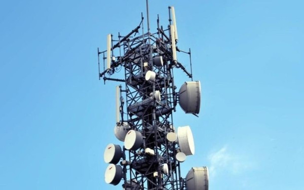 Αντιδράσεις για ρυθμιστικές παρεμβάσεις στις τηλεπικοινωνίες