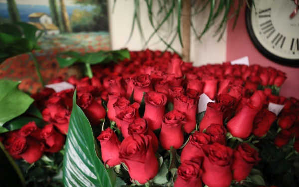 Λιανεμπόριο, εστίαση και τουρισμός στη «μάχη» του Αγίου Βαλεντίνου