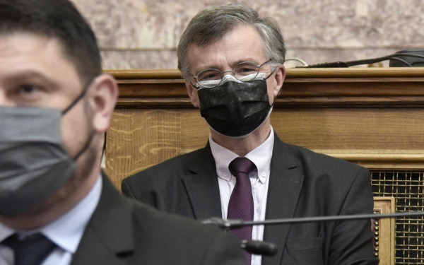 Βουλή -Τσιόδρας: Εκτιμήσεις για 7.000 -8.000 κρούσματα πανελλαδικά αυτή την εβδομάδα -Θα επικρατήσουν οι μεταλλάξεις