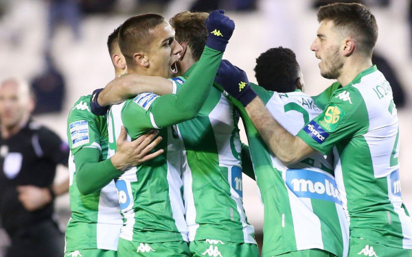 Super League: Ο Παναθηναϊκός "έσπασε" το αήττητο του Ολυμπιακού, νίκη με 2-1 (βίντεο)