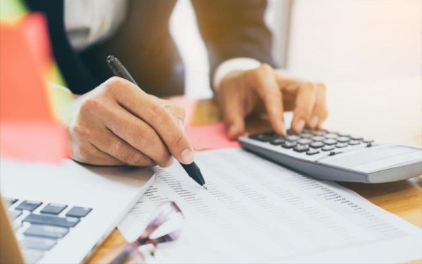 ΑΑΔΕ: Παράταση στην υποχρεωτική ηλεκτρονική τιμολόγηση – Mετατίθεται στις 2 Μαρτίου για τις μεγάλες επιχειρήσεις