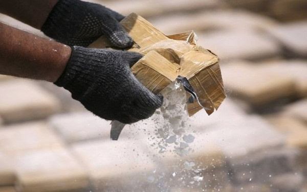 Συνελήφθη ανδρόγυνο στην Αθήνα - Πωλούσαν ναρκωτικά σε Δυτική Αττική και Πειραιά