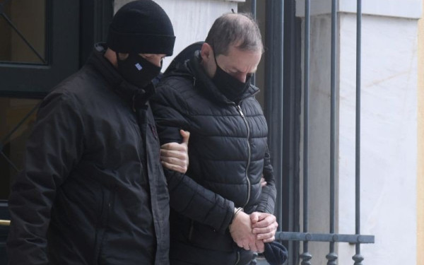 Σοκάρει νέα καταγγελία κατά Λιγνάδη: «Είχε και αλιευτή για τα υποψήφια θύματά του» (Βίντεο)