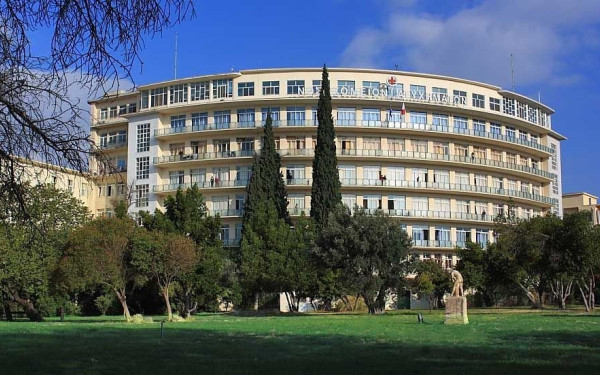 Πάτρα: Στο ΚΑΤ μεταφέρεται η 19χρονη φοιτήτρια που νόσησε με μηνιγγίτιδα – Παρουσίασε επιπλοκές (βίντεο)