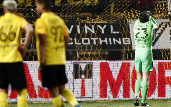 Ροζ: "Είμαστε όλοι στο πλευρό του Κουέστα" (βίντεο)