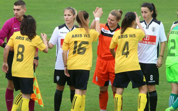 Το ντέρμπι ΠΑΟΚ - Άρης μέσα από τα μάτια των γυναικών