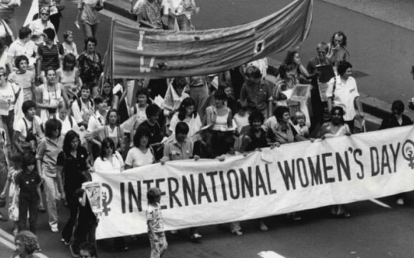 Παγκόσμια Ημέρα της Γυναίκας: Τι έγινε στις 8 Μαρτίου 1857 - Τι γιορτάζουμε (Βίντεο)