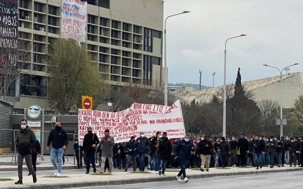 Χωρίς επεισόδια η πορεία των φοιτητών (βίντεο, φωτ.)