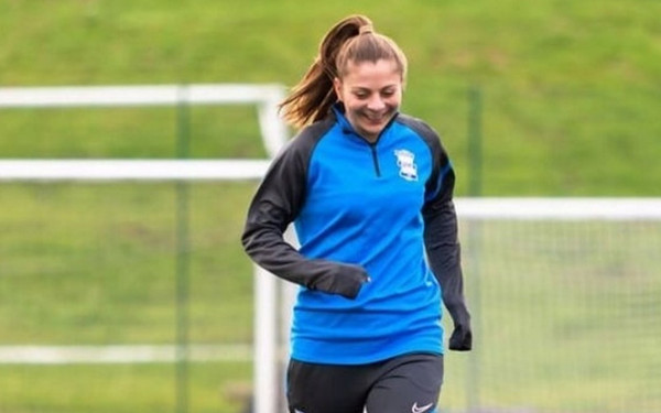 Η Βεατρίκη Σαρρή ονειρεύεται να παίξει μία μέρα στο Γουέμπλεϊ