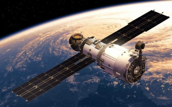 Θεσσαλονίκη: Με πρωτοποριακές τεχνολογίες επικοινωνίας laser ξεκίνησε ο σχεδιασμός της επόμενης γενιάς των δορυφόρων Hellas Sat