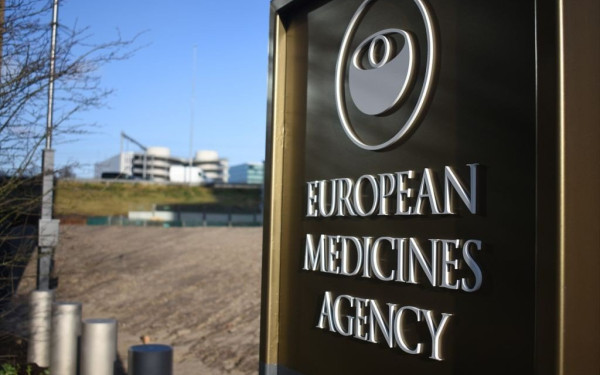 ΕΜΑ για εμβόλιο AstraZeneca: Τα οφέλη υπερισχύουν των κινδύνων