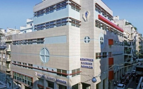 Επίταξη των ιδιωτικών κλινικών ζητά το ΚΙΝΑΛ