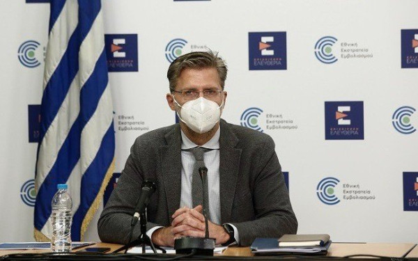 Σκέρτσος: Η αλματώδης αύξηση εισαγωγών στα νοσοκομεία στις τρεις πόλεις δεν επέτρεψε το άνοιγμα του λιανεμπορίου