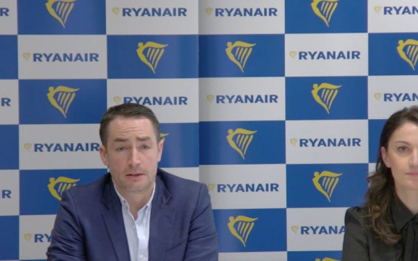 Μήνυμα στήριξης στον ελληνικό τουρισμό από την Ryanair - Νέες βάσεις σε Χανιά, Ρόδο και Κέρκυρα
